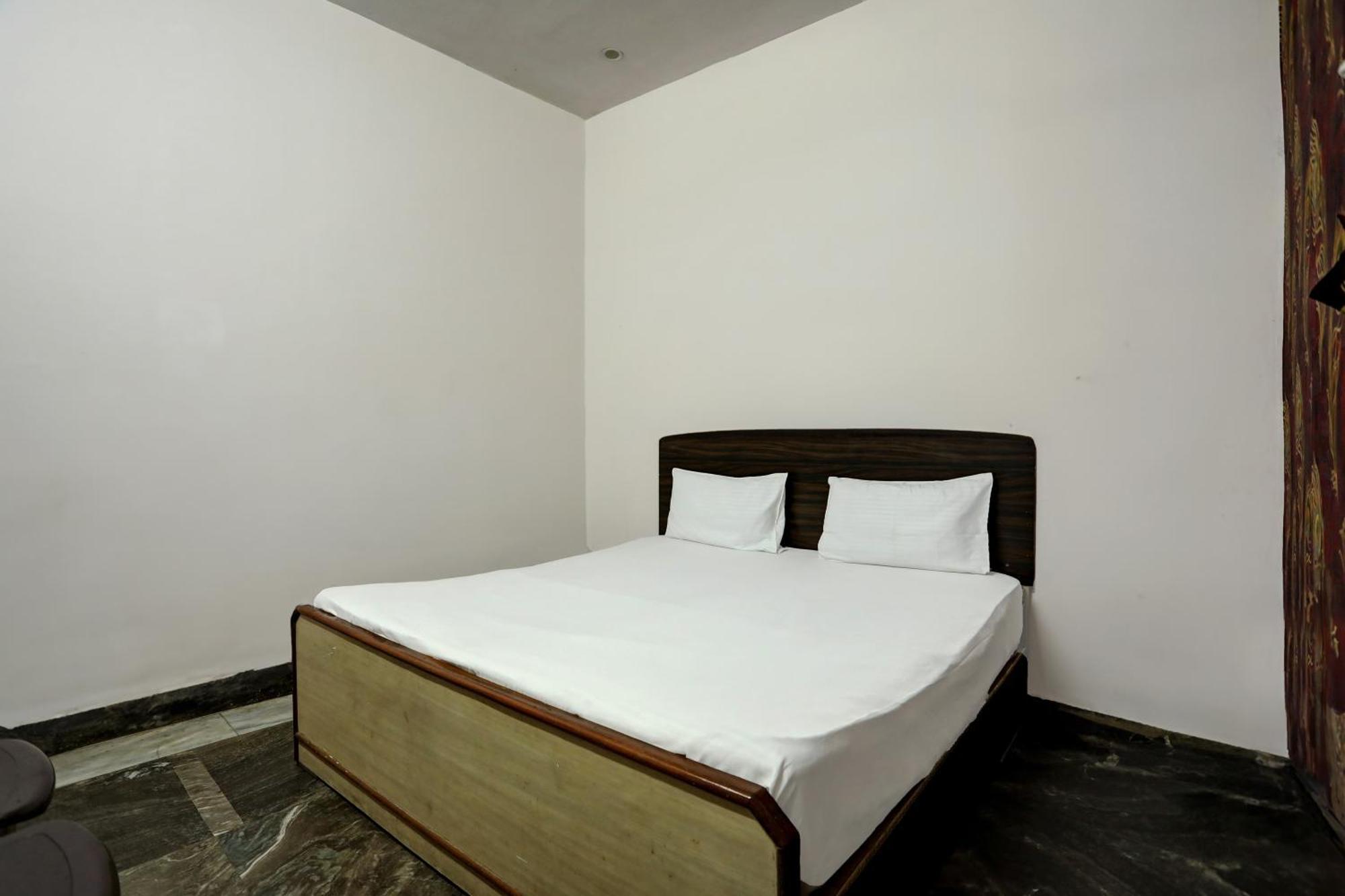 Hotel O Raaz Hotel Delhi  Exterior photo